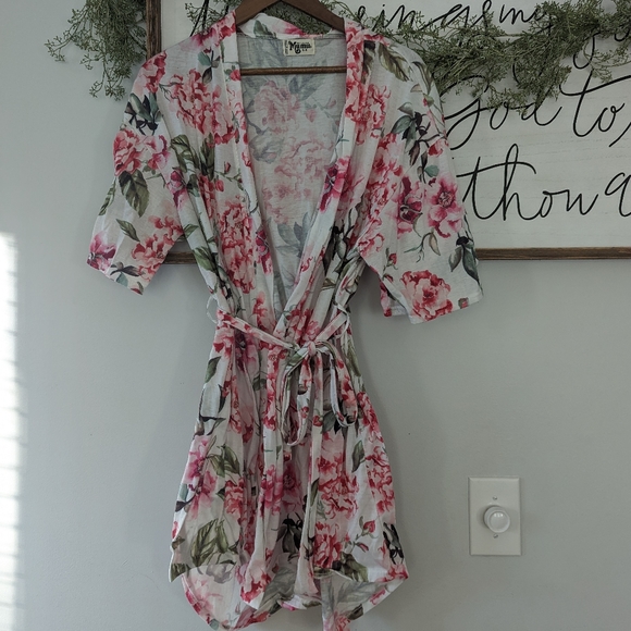 Show Me Your Mumu Floral Robe O/S - Picture 1 of 4
